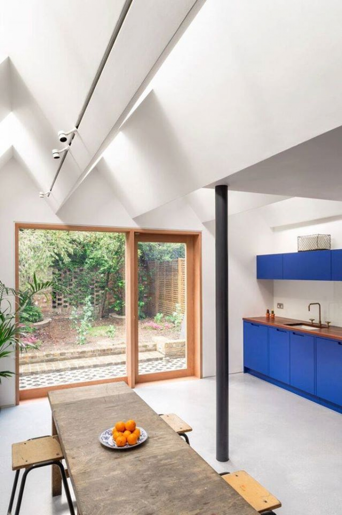 High-end project involved building a zigzag aluminium clad kitchen extension and full refurbishment by Decoracus Ltd.